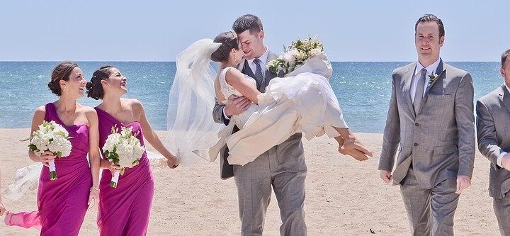 Esküvői ruha tengerparti esküvőhöz? Ezekre figyelj